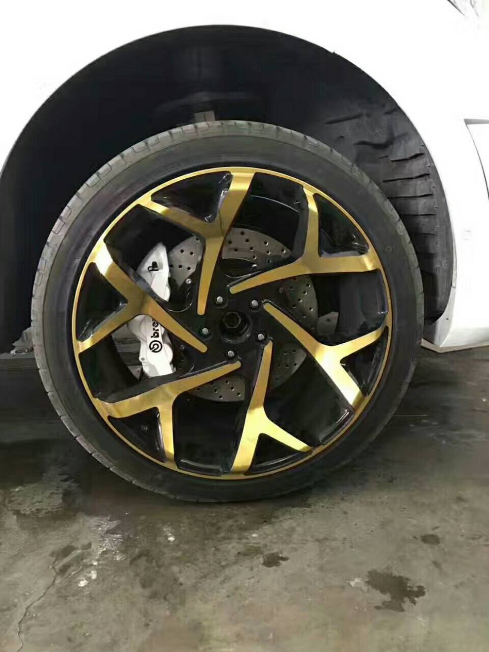 路虎改装 路虎发现刹车片改装