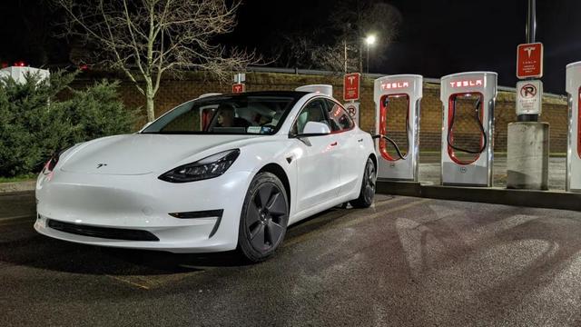 4月全球电动车销量：特斯拉Model 3跌至第7，沉睡的丰田要觉醒？